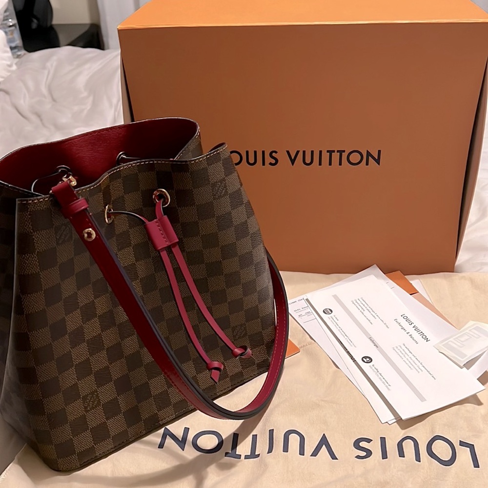 Authentic Louis Vuitton NéoNoé MM